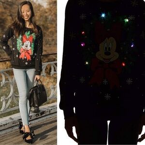 Disney Minnie Mouse Christmas Holiday Light Up Long Sleeve Sweatshirt Top